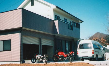 新築時に作ったガレージ